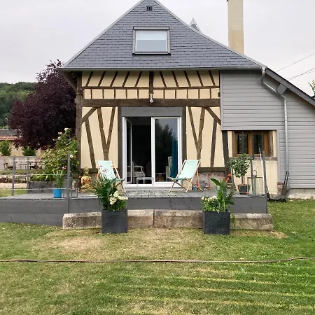 Icare Bed & Breakfast *